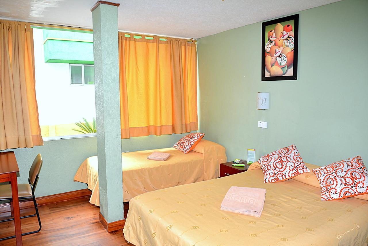 Hostal Terra 2 - El Condado Кито Экстерьер фото